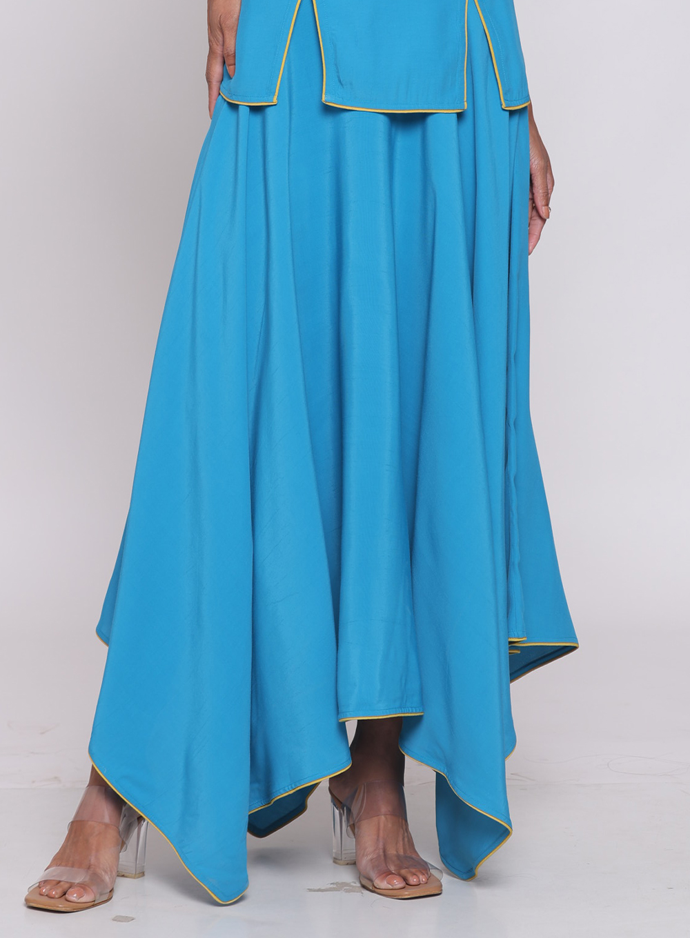 SKIRT (018 C )