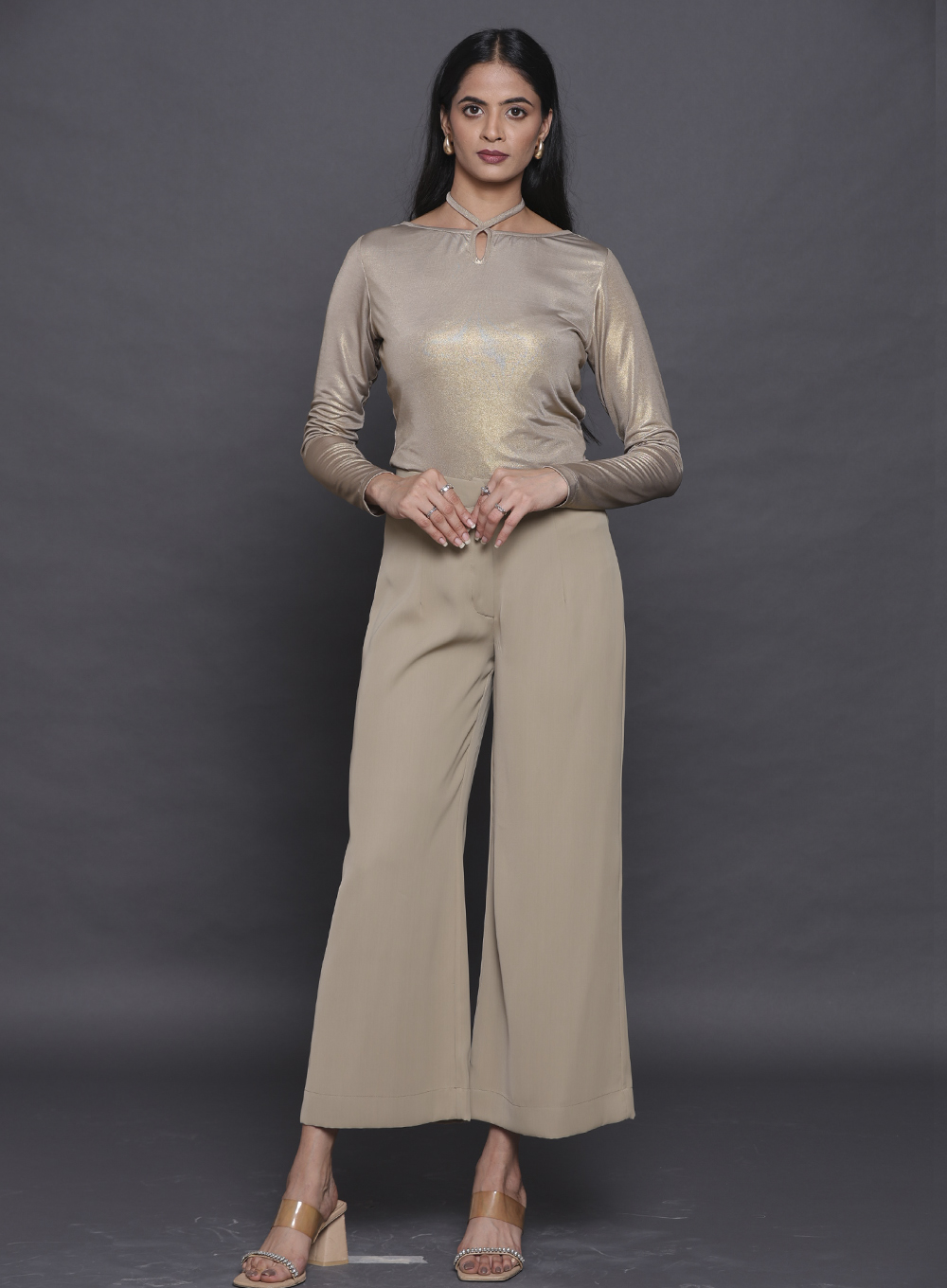 CLOTHES (015) B