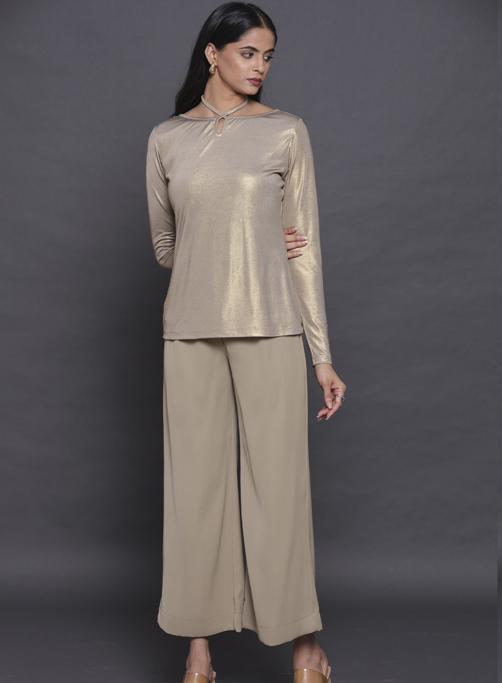 CLOTHES (015) B