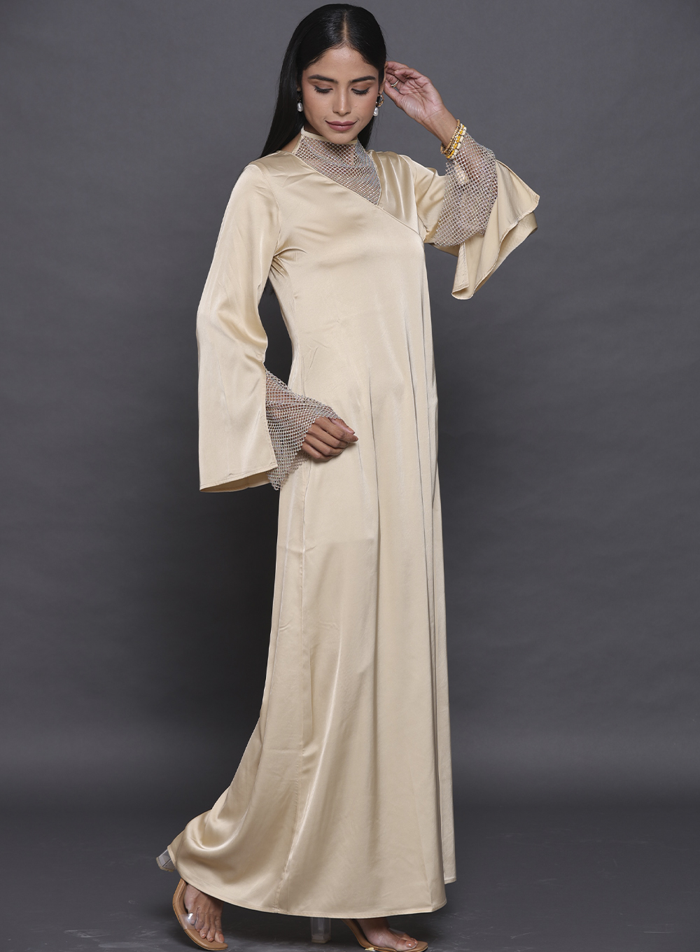DRESS (022)