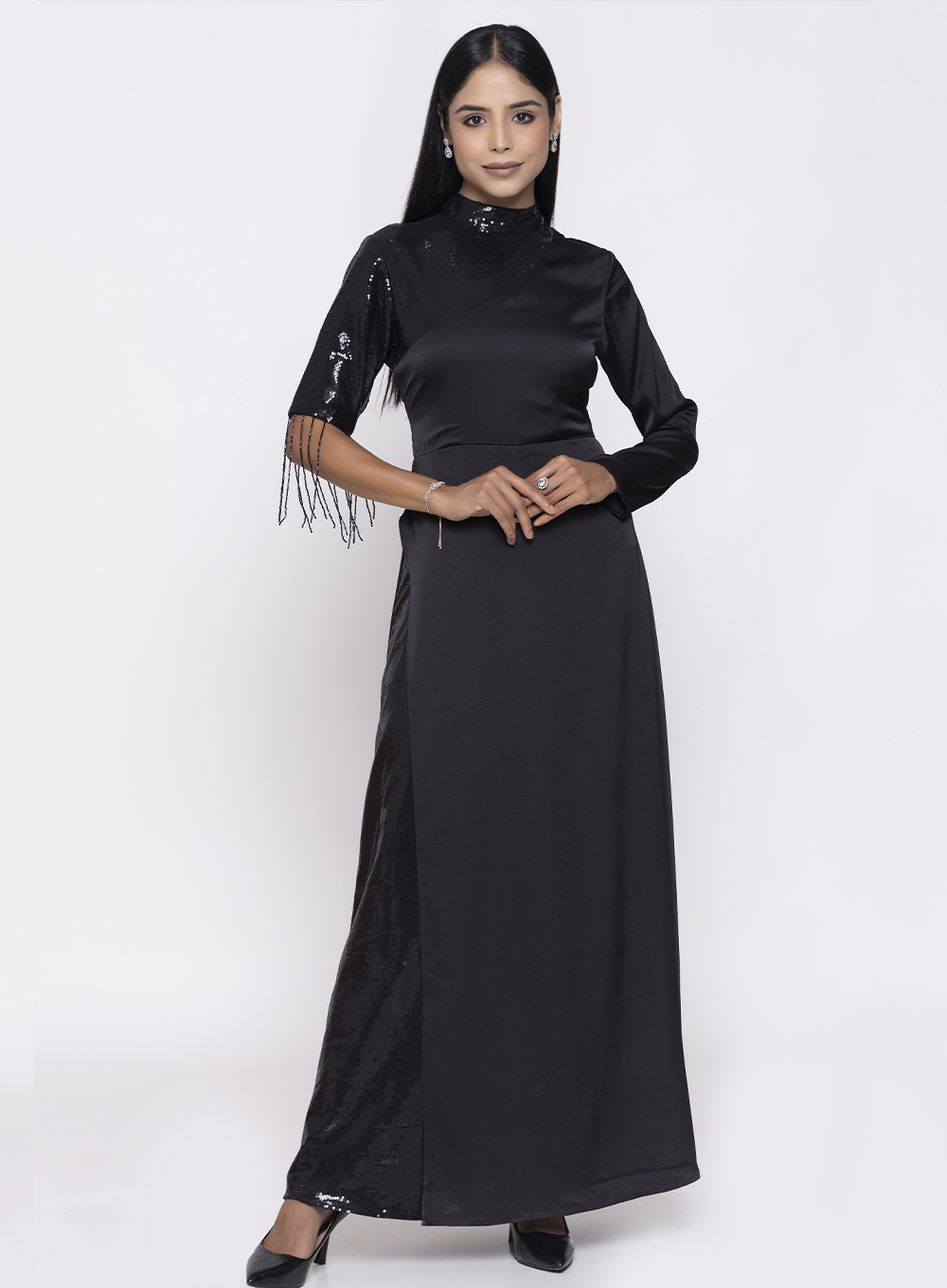 DRESS (023)