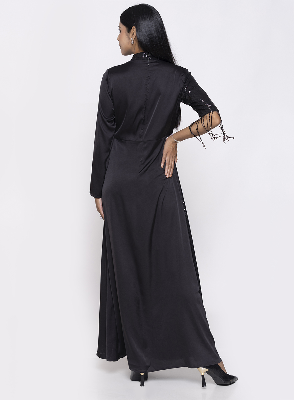 DRESS (023)