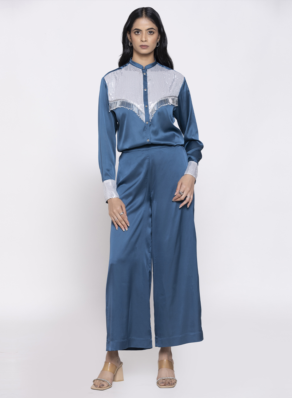 CLOTHES (033)