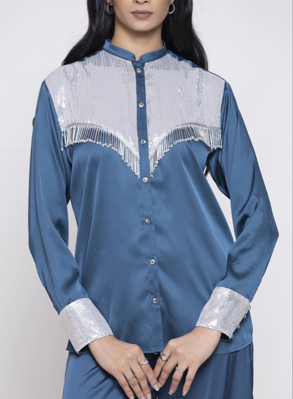 CLOTHES (033)
