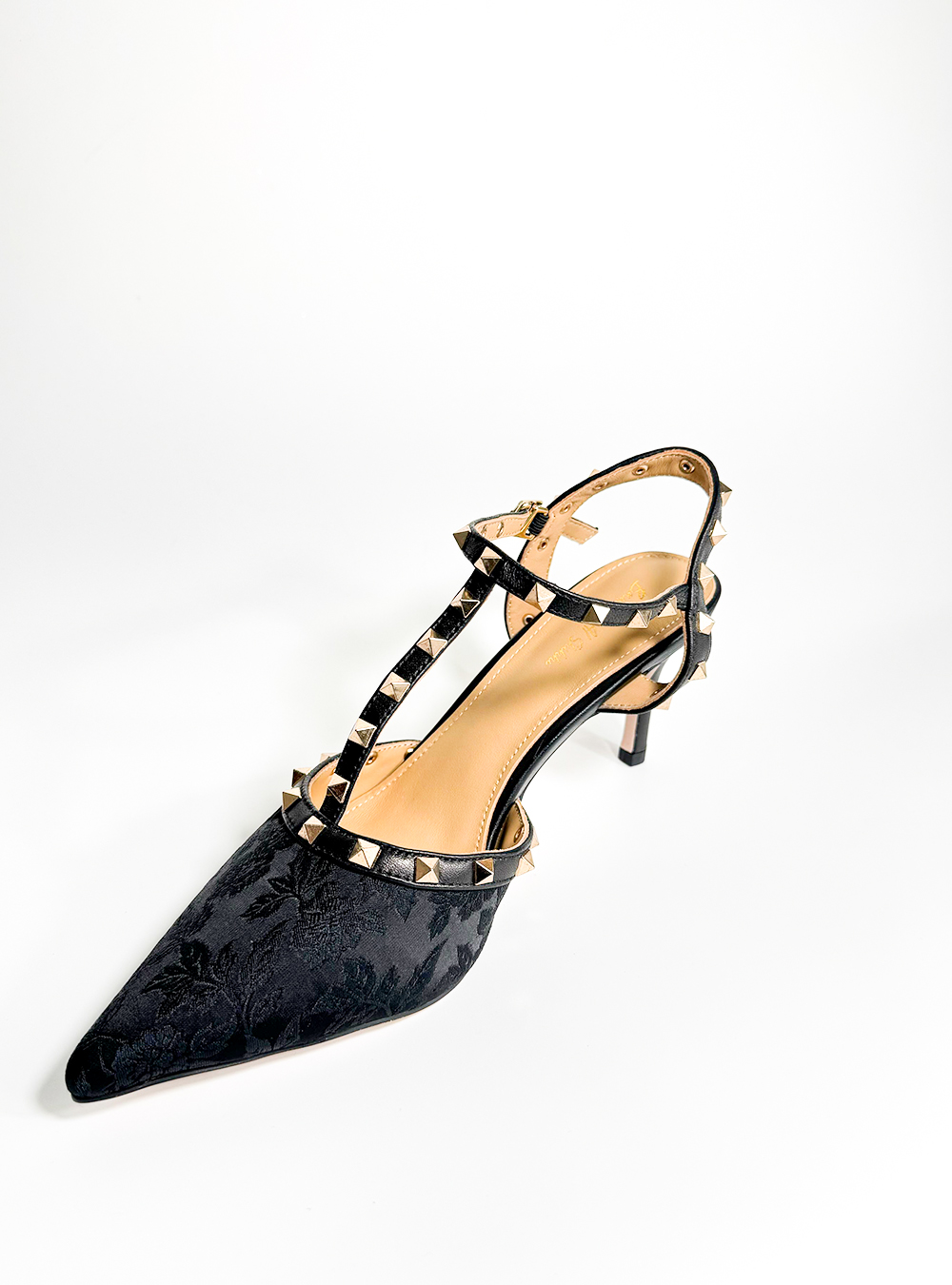 black High Heel Shoes with natural leather