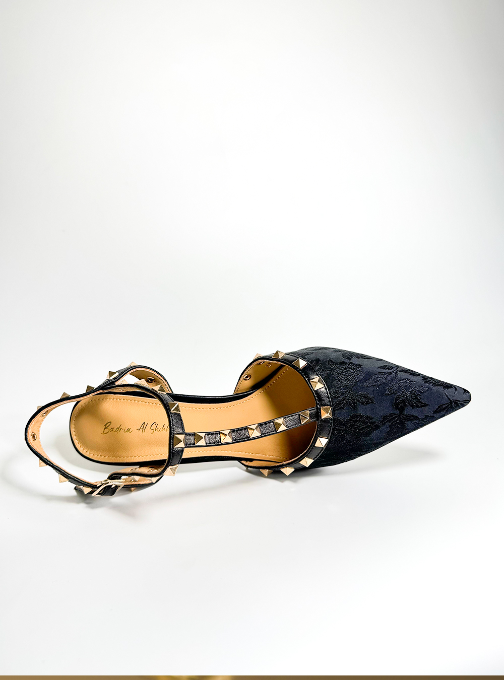 black High Heel Shoes with natural leather