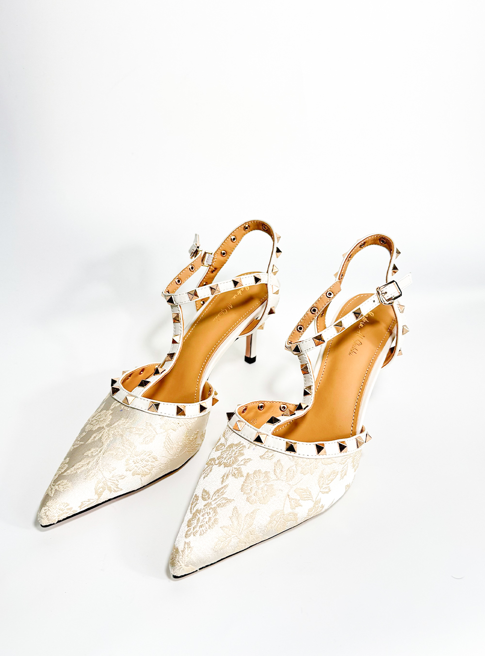 white High Heel  made from natural leather