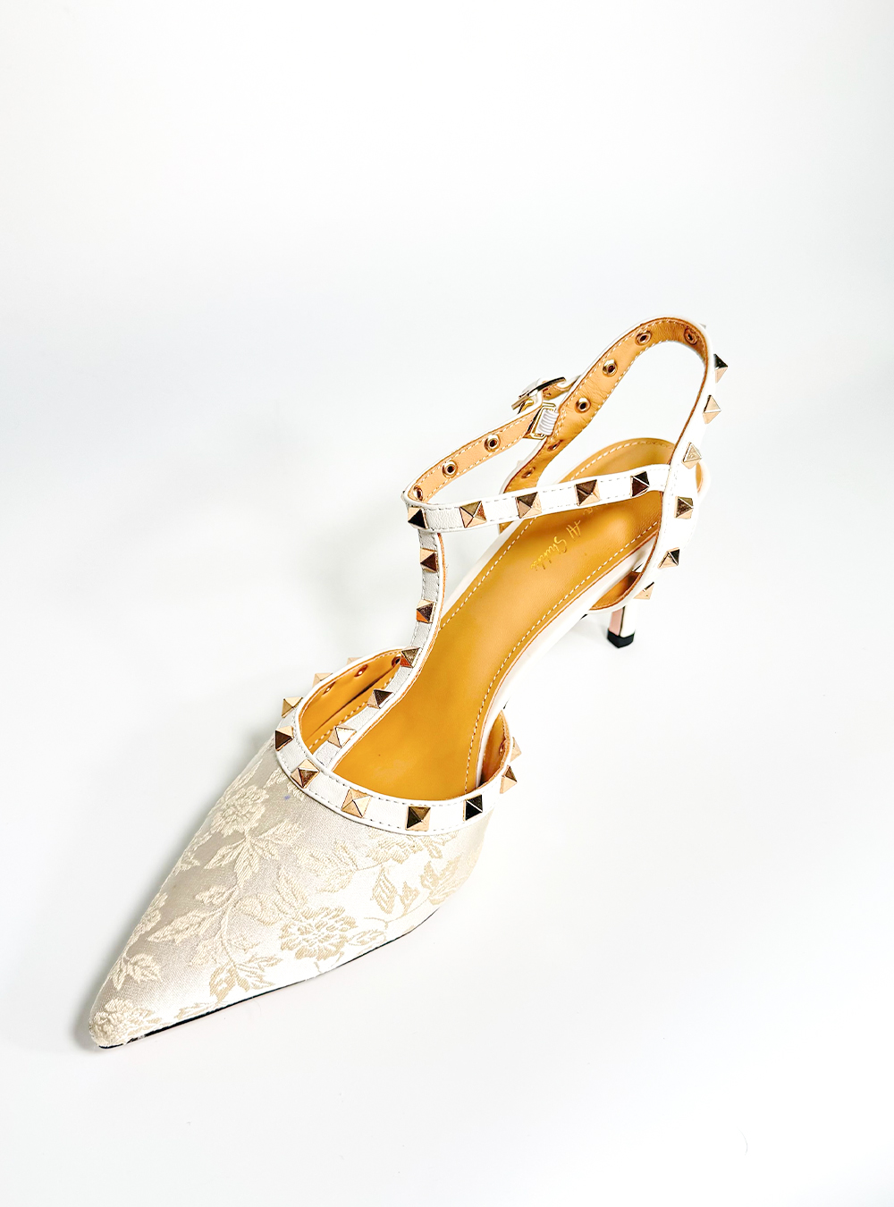 white High Heel  made from natural leather