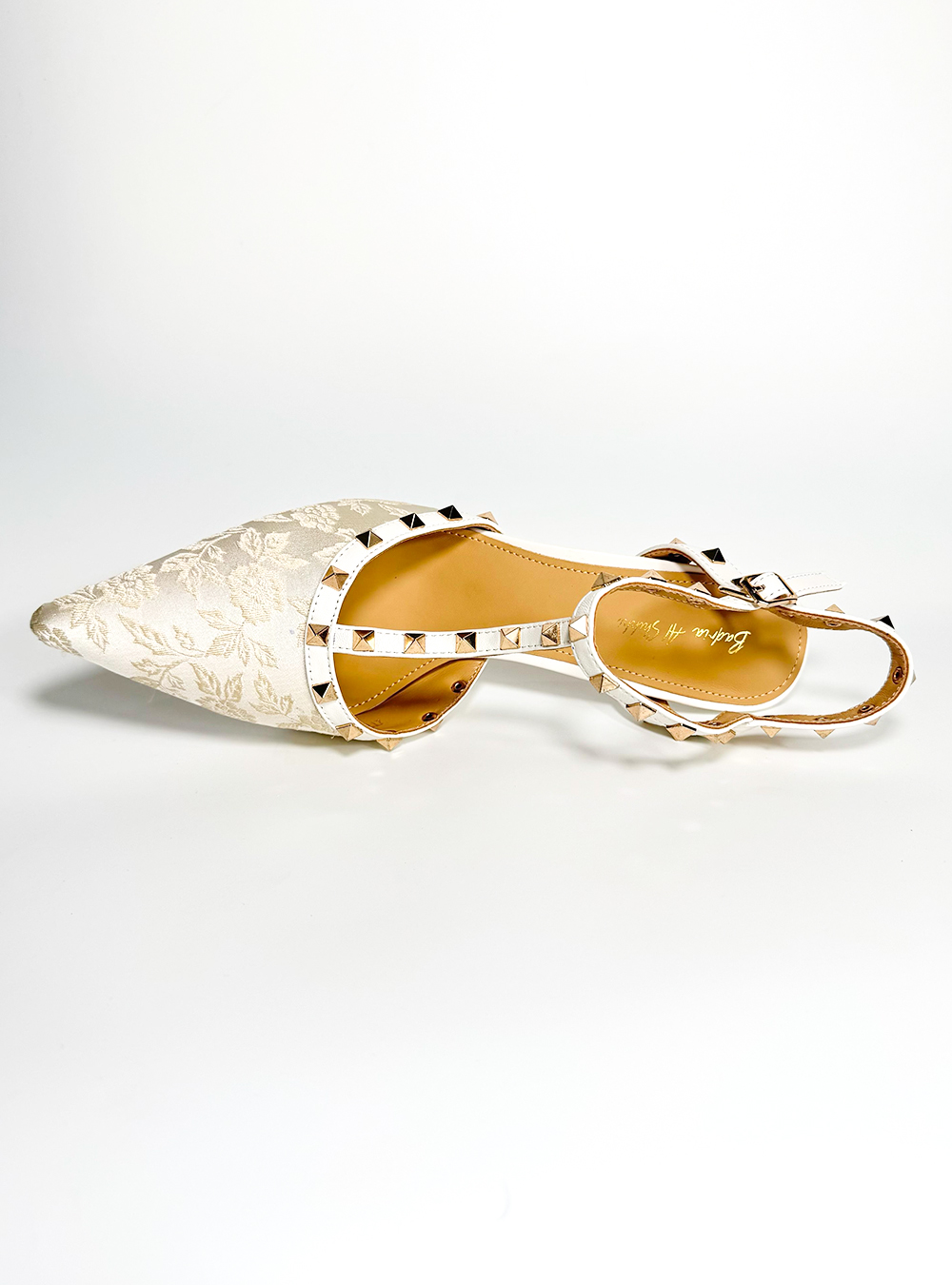 white High Heel  made from natural leather